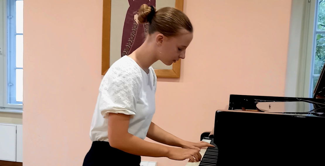 Junge Pianistin Sara Petz erneut erfolgreich